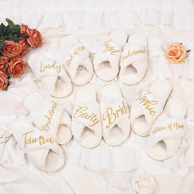 Personalized Bridesmaid Fluffy - Baby Nursery Gifts reseña y precio