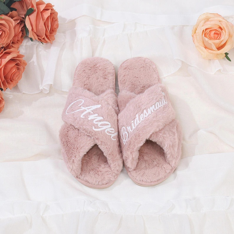 Personalized Bridesmaid Fluffy - Baby Nursery Gifts reseña y precio
